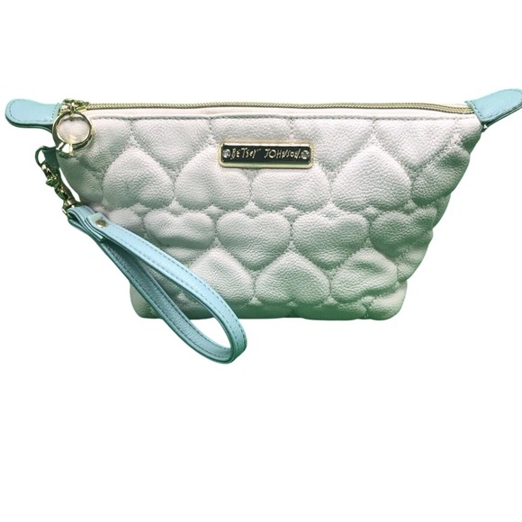 Betsey Johnson Handbags - Betsy‎ Johnson Quilted Hearts Wristlet Cosmetic Clutch Zip Bag Romantic Coquette
